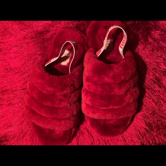 Uggs slides - Picture 2 of 3